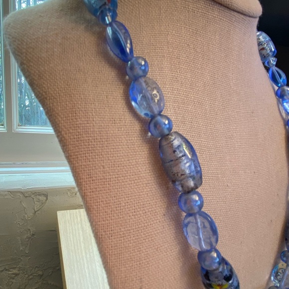Beautiful blue fused glass necklace with magnetic clasp - Picture 2 of 7